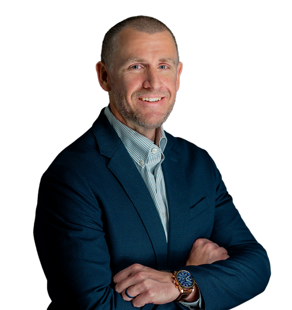 Photo of man with arms crossed